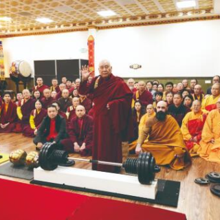 世界日報 -- 關於 “真佛法實顯道行，假佛法空說理論” 這一文的新聞發佈正確報導