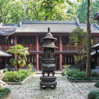 我為什麼不在西來寺皈依，而是皈依南無羌佛